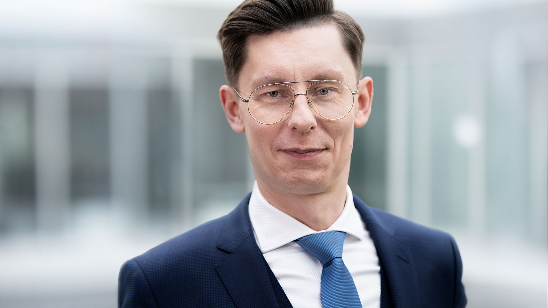 Piotr Sroka, Chief Executive Officer (CEO) and President of Bendix Commercial Vehicle Systems LLC, USA